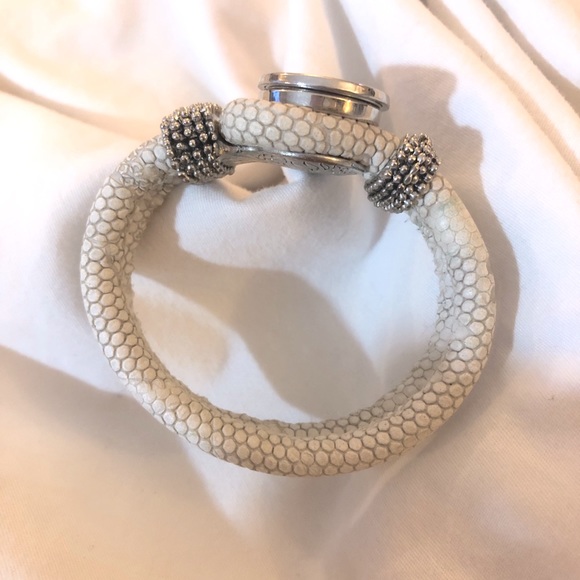 Red White and Blue Heart Flag Rope Bracelet - Picture 2 of 4